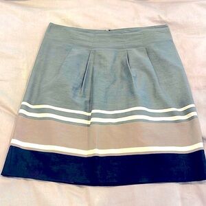 Banana republic women size 4 skirt black white gray and lined